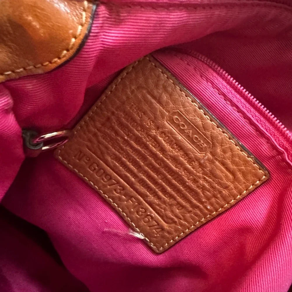 Coach Signature File Bag Pink Stripe Jacquard Crossbody F13674 Brown‎ Khaki